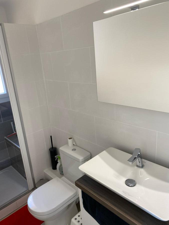 Vacances Arbanaises - Appartements Giens อิแยร์ ภายนอก รูปภาพ