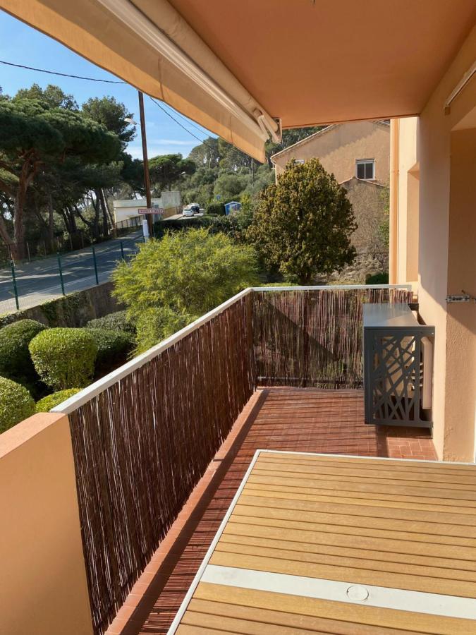 Vacances Arbanaises - Appartements Giens อิแยร์ ภายนอก รูปภาพ
