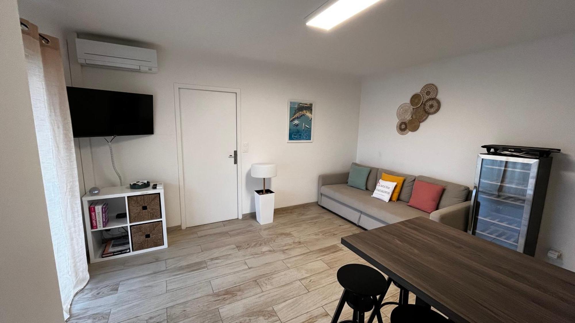 Vacances Arbanaises - Appartements Giens อิแยร์ ภายนอก รูปภาพ